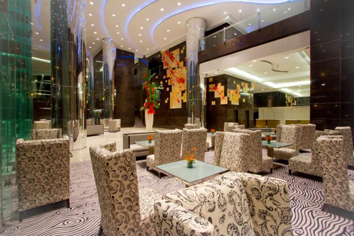 Posezení v ubytování Acacia Hotel Manila