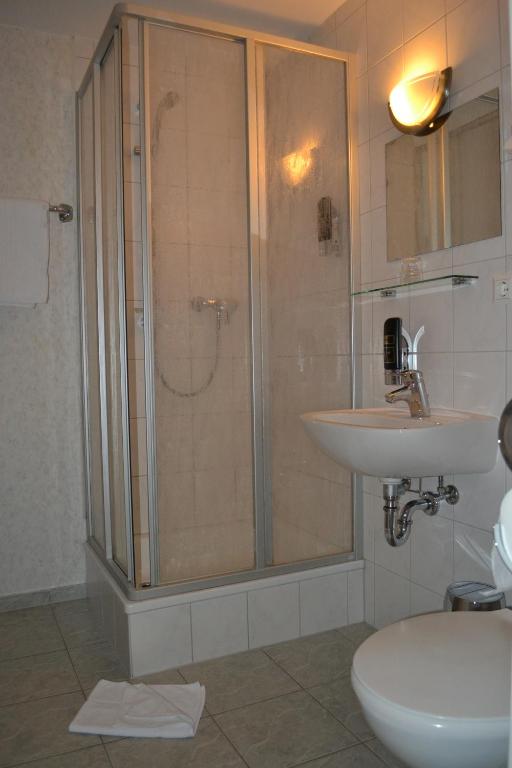 Koupelna v ubytování Hotel Walfisch