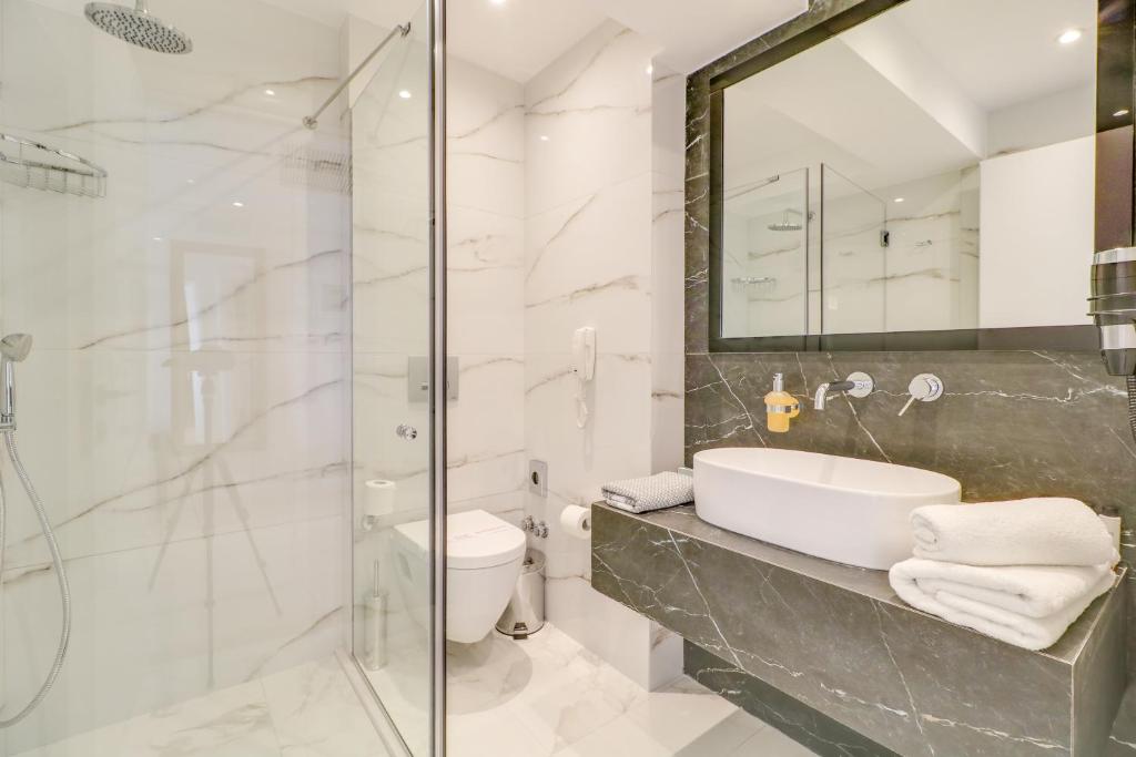 Palace Hotel Glyfada - Resim 3