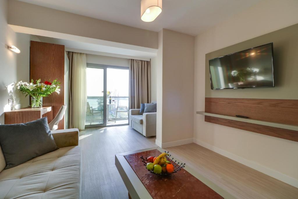 Palace Hotel Glyfada - Resim 38