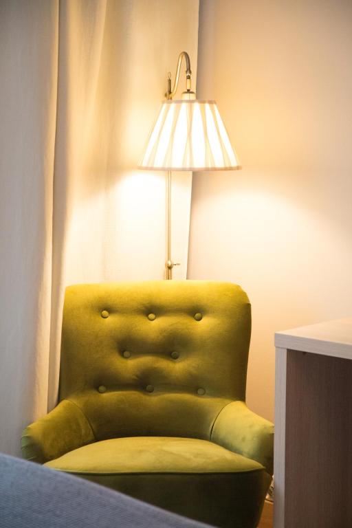 Posezení v ubytování Hotell Aston