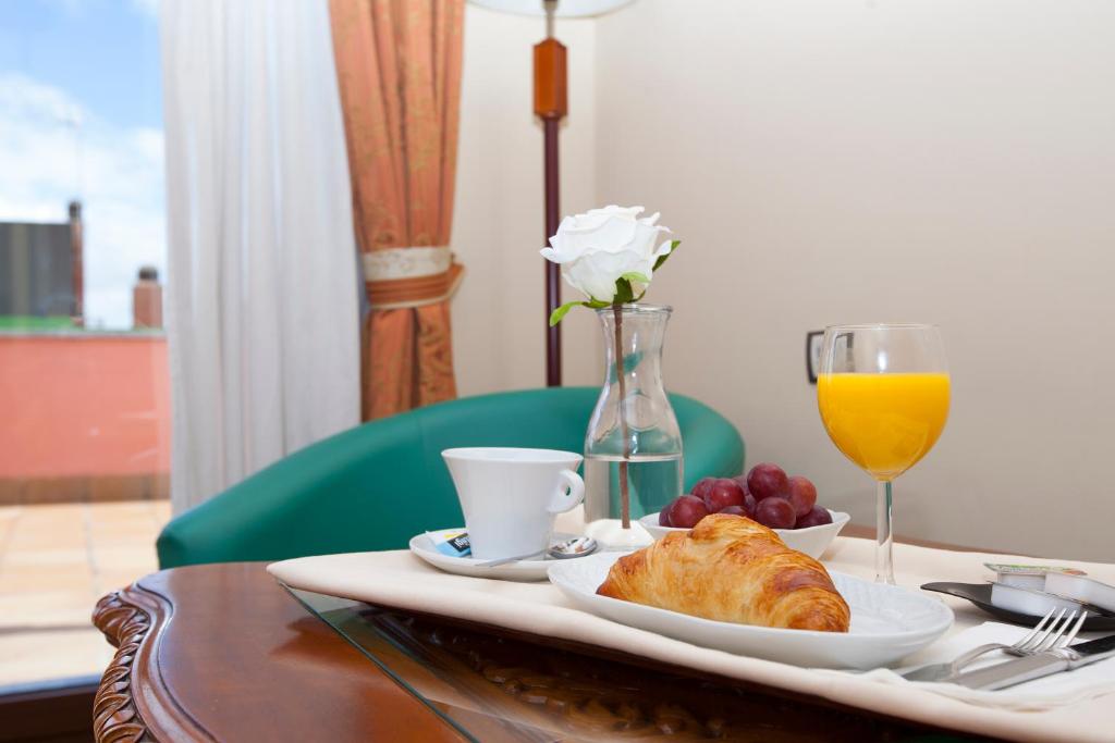 Agora Juan de Austria - Resim 33