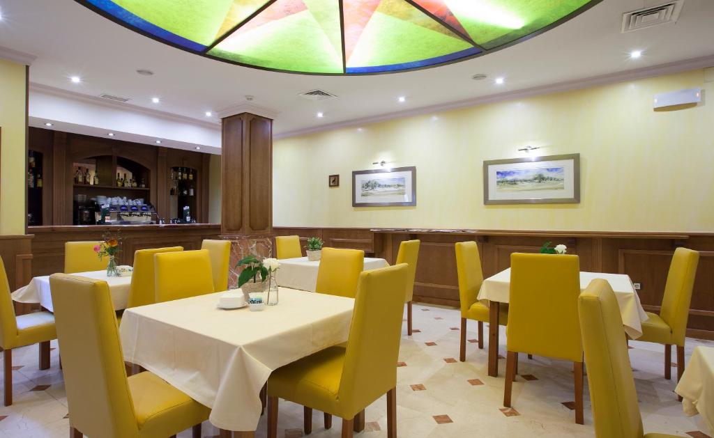 Agora Juan de Austria - Resim 4