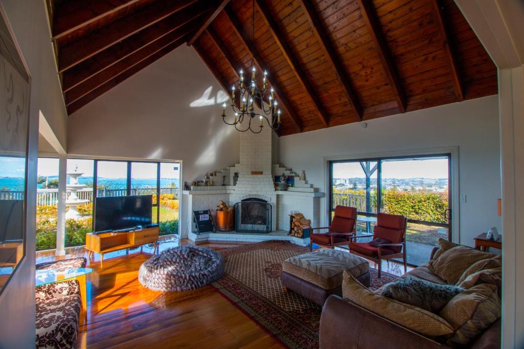 Istumisnurk majutusasutuses Orewa Cliff Top