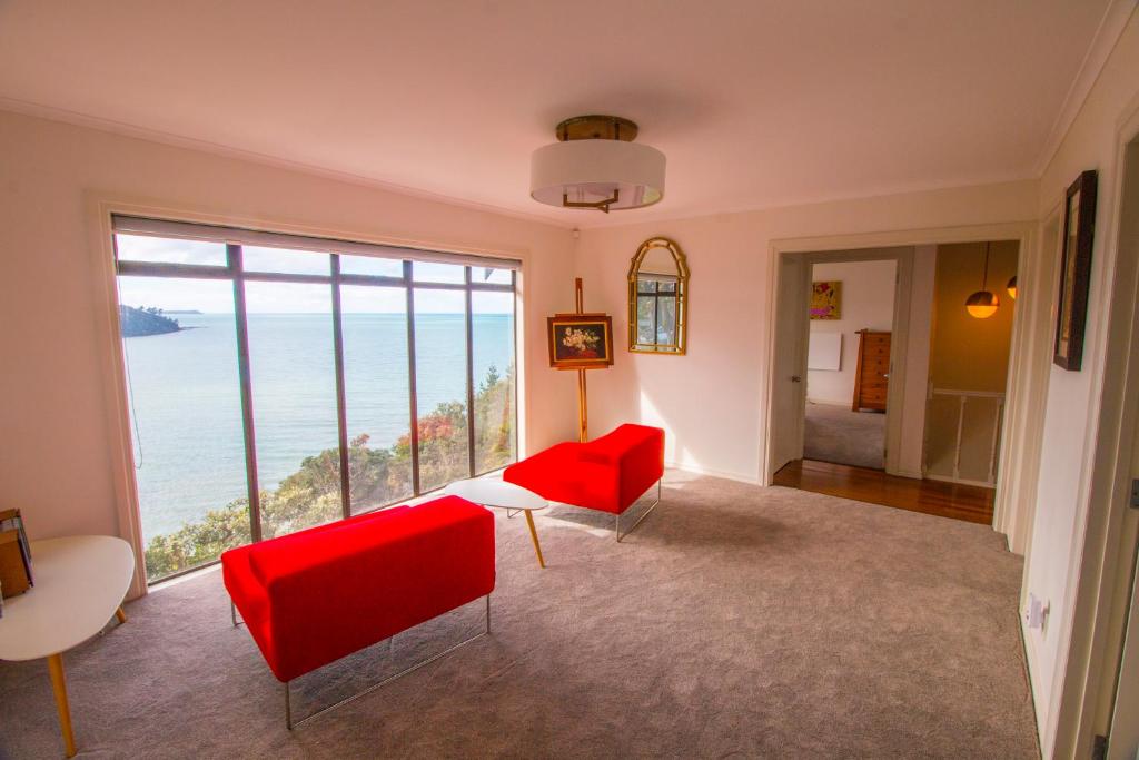 Istumisnurk majutusasutuses Orewa Cliff Top