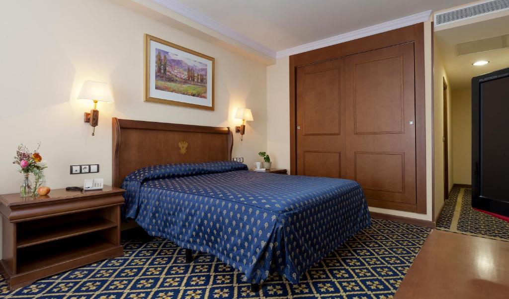 Agora Juan de Austria - Resim 23