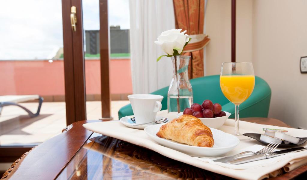 Agora Juan de Austria - Resim 17