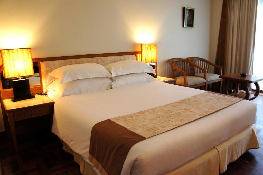 Safari Beach Hotel Patong - Resim 17