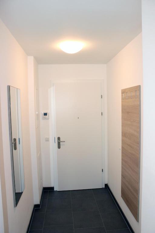 Albert Schweitzer Center Graz - Two Bedroom Apartment With Terrace