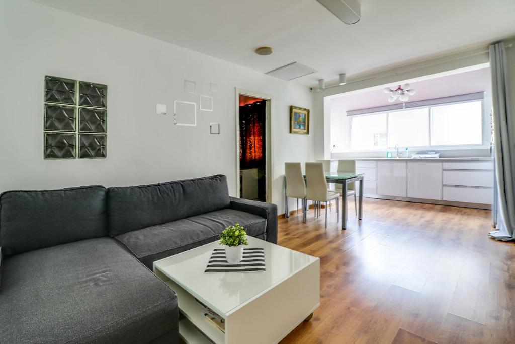 Carmel Boutique Apartments - Überlegene Wohnung
