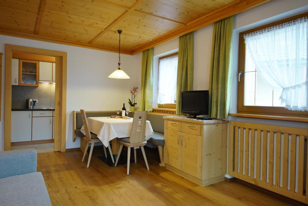 Kuchyňa alebo kuchynka v ubytovaní Agriturismo Grones