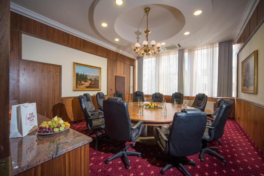 TOP HOTEL Praha - Resim 8