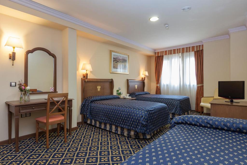 
Triple Room (2 Adults + 1 Child)
