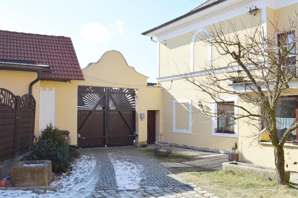 Budova, kde se penzion nachází