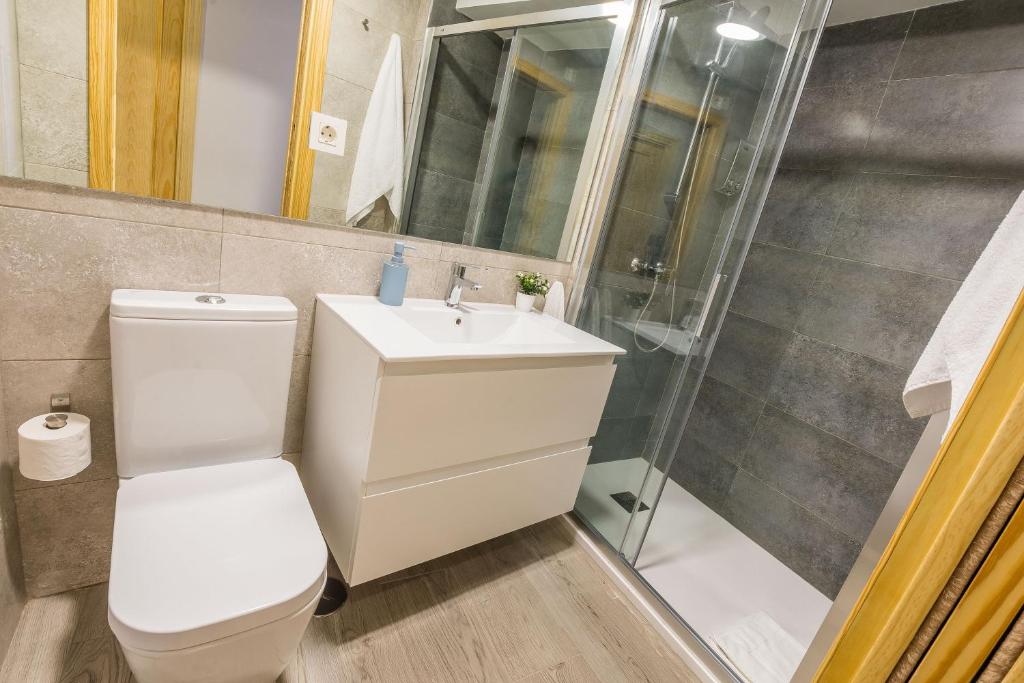 Chapizhome - Appartement De Trois Chambres