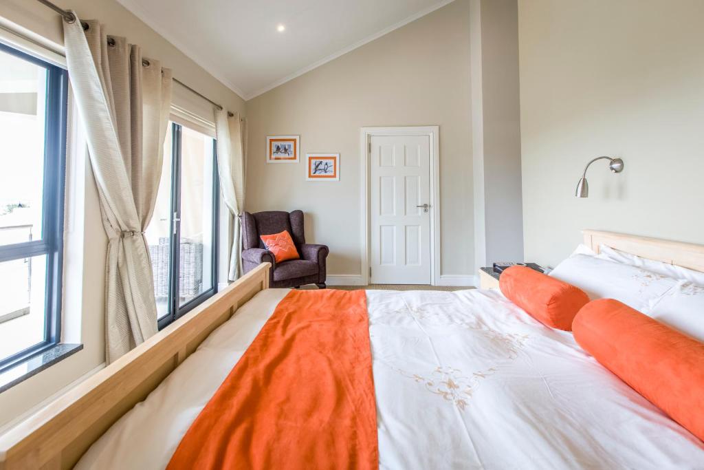 Orange Inn Knysna - Image 19