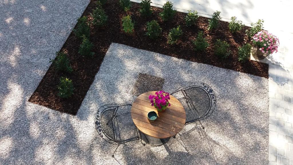 A garden outside TypisGistel