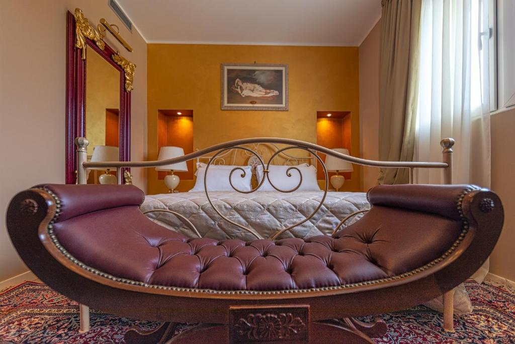 Posedenie v ubytovaní Villa Luisa Rooms and Breakfast