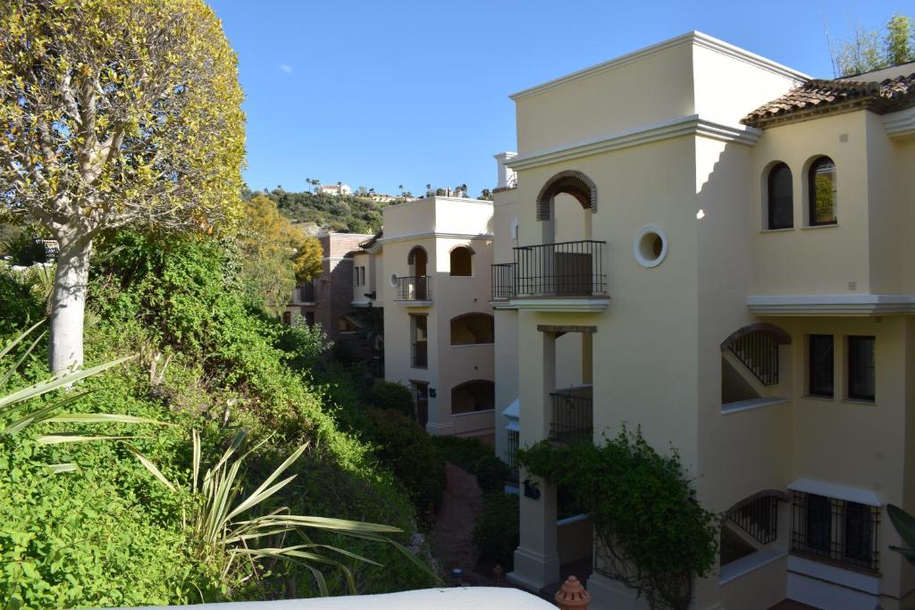 Penthouse Montaña, Benahavís – Updated 2023 Prices