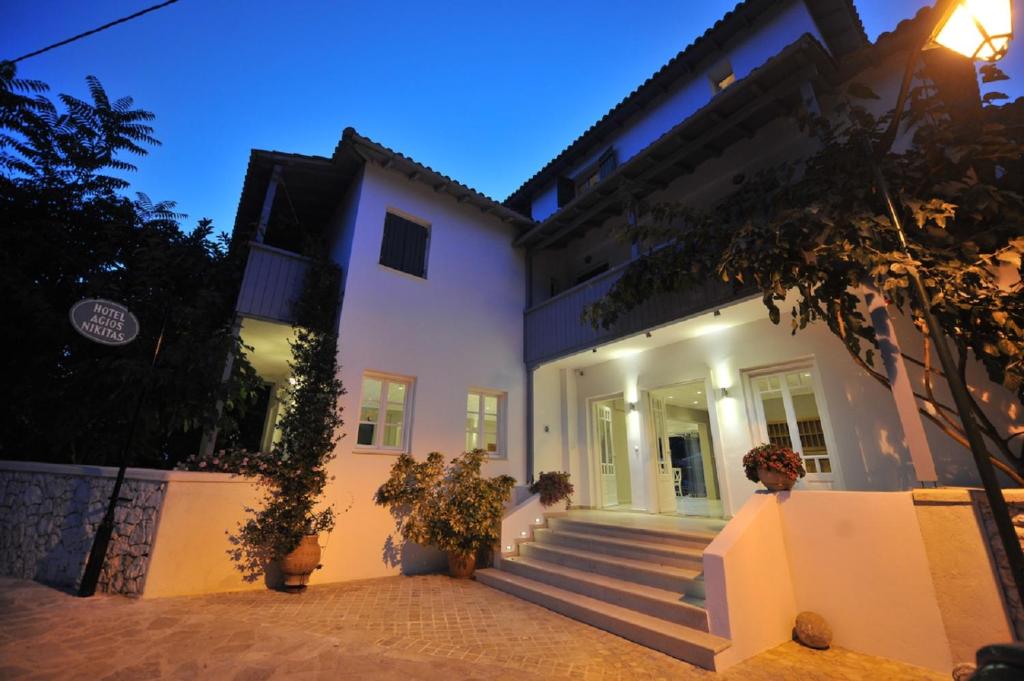 Budova, kde se hotel nachází