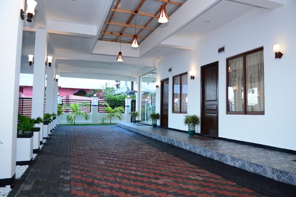 Fotografie z fotogalerie ubytování Liyonaa Beach Hotel v destinaci Trincomalee