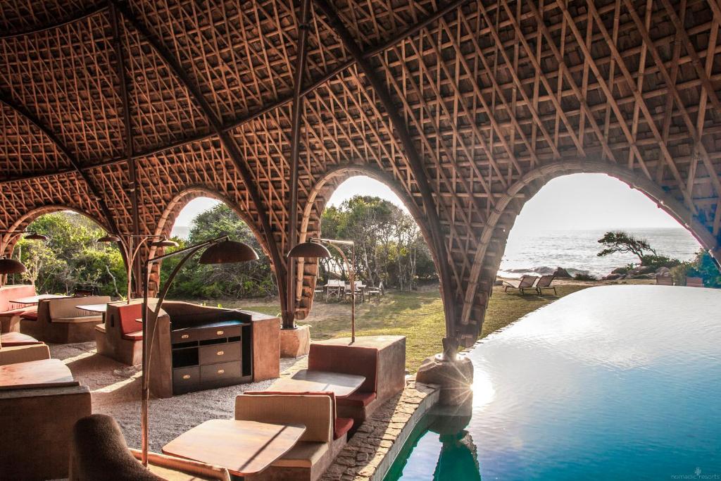 Bazén v ubytování Wild Coast Tented Lodge - Relais and Chateaux - All Inclusive nebo v jeho okolí