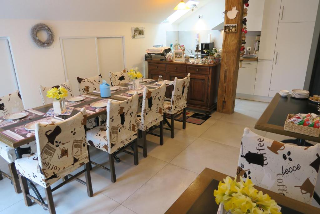 Kuchyň nebo kuchyňský kout v ubytování L'Union B&B - Chambres d'hôtes