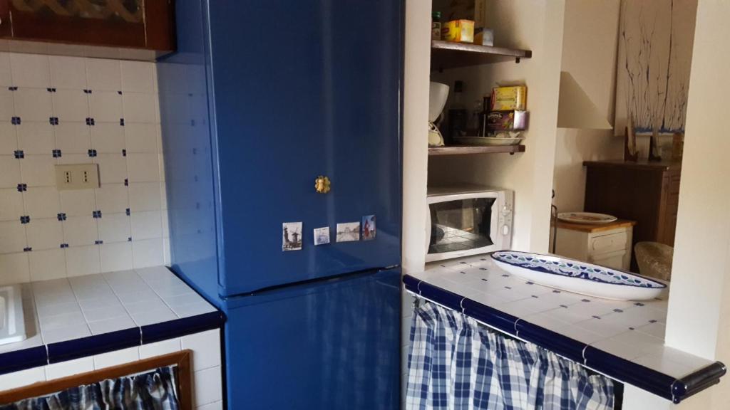 Kuchnia lub aneks kuchenny w obiekcie Villa Lisca Blu