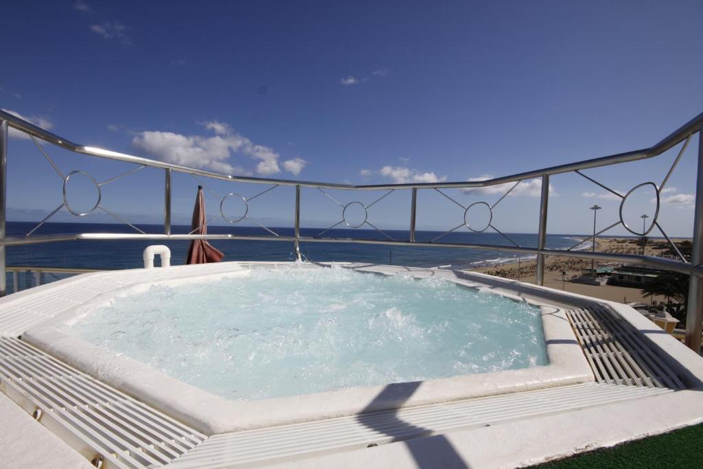 Atlantic Beach Club - 17