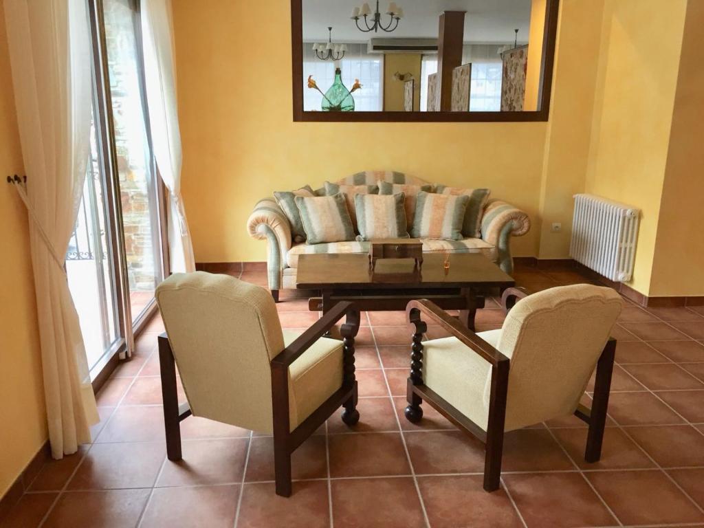 A seating area at Hotel Rural Nova Ruta