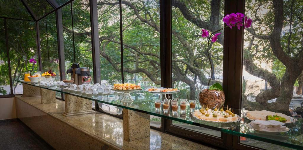  Maksoud Plaza Hotel Distributed by Accorhotels