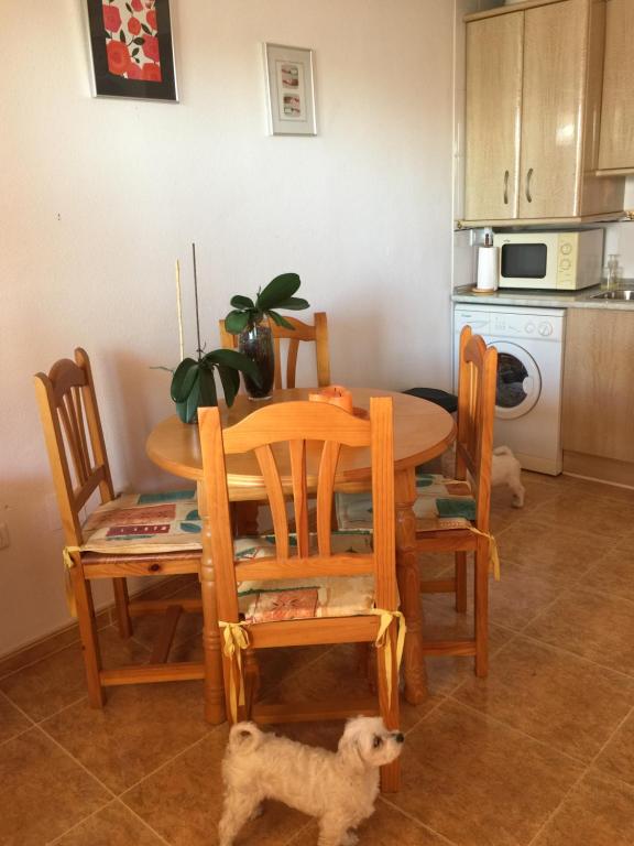 Kép Apartamento con piscina en Torremolinos szállásáról Torremolinosban a galériában