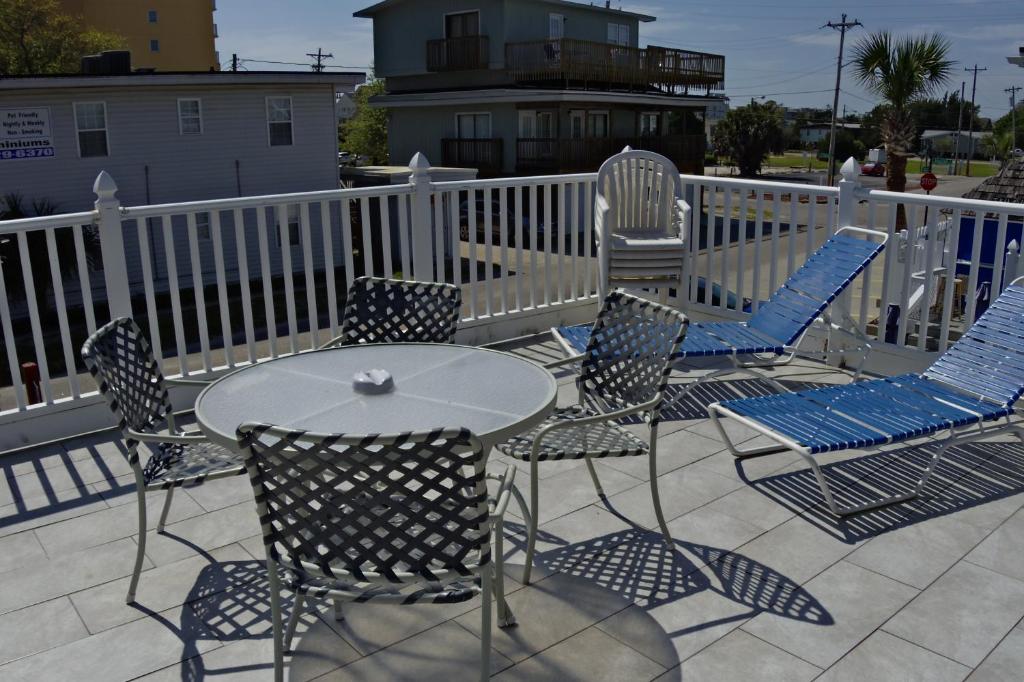 Balkón nebo terasa v ubytování Edgewater Inn