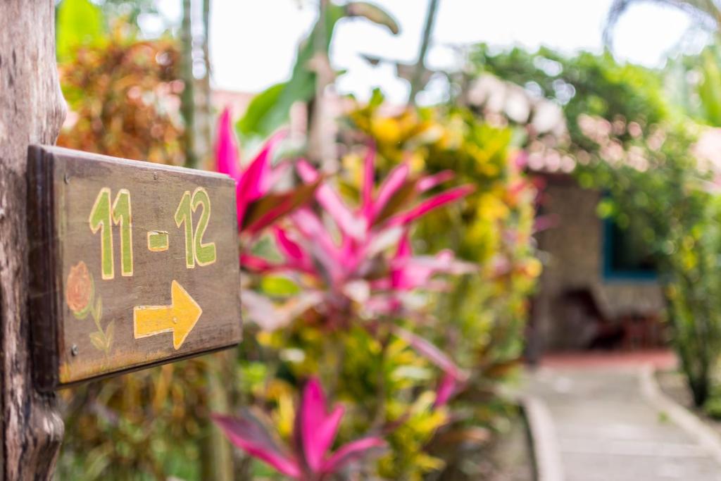 Zahrada ubytování Atlantida Lodge Cahuita