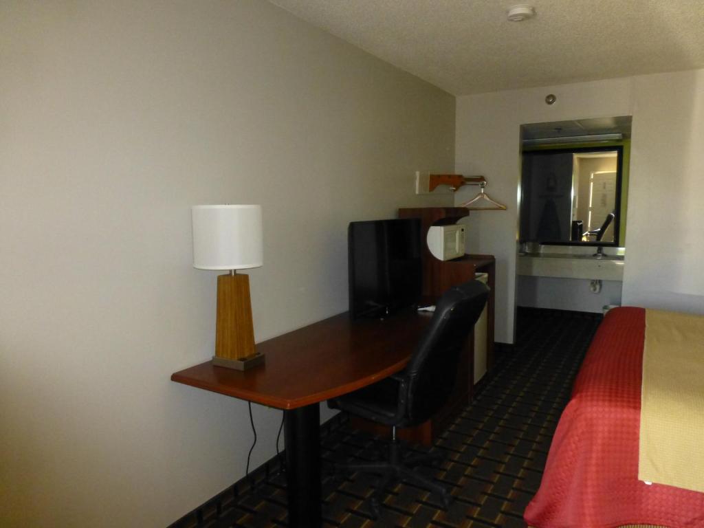 Coach Inn - Summerville - King Suite Con Sofá Cama