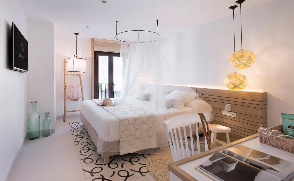 Gatzara Suites Santa Gertrudis, Santa Gertrudis – Precios ...