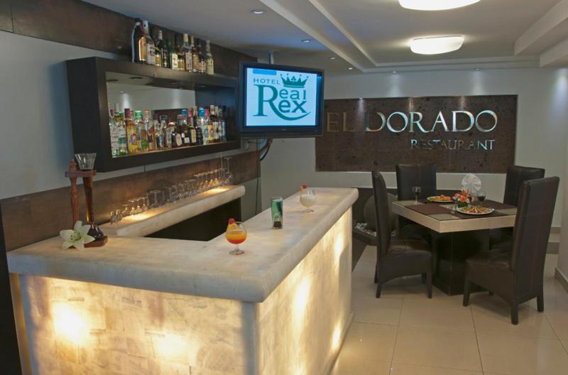 Nápoje v ubytování Hotel Real Rex