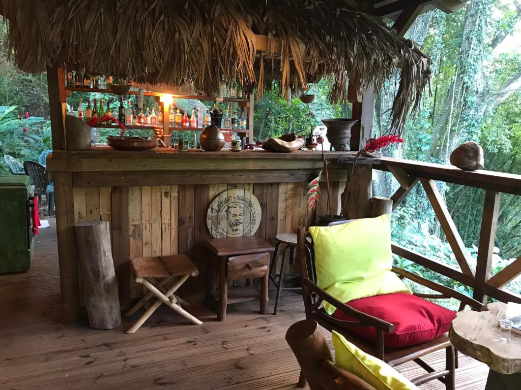 Nápoje v ubytování Martinique Treehouse