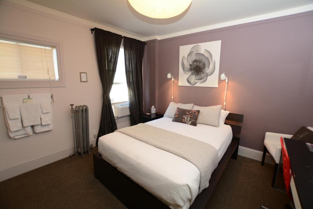 Camas Boutique Hotel - Double Room 21 With Shared Bathroom