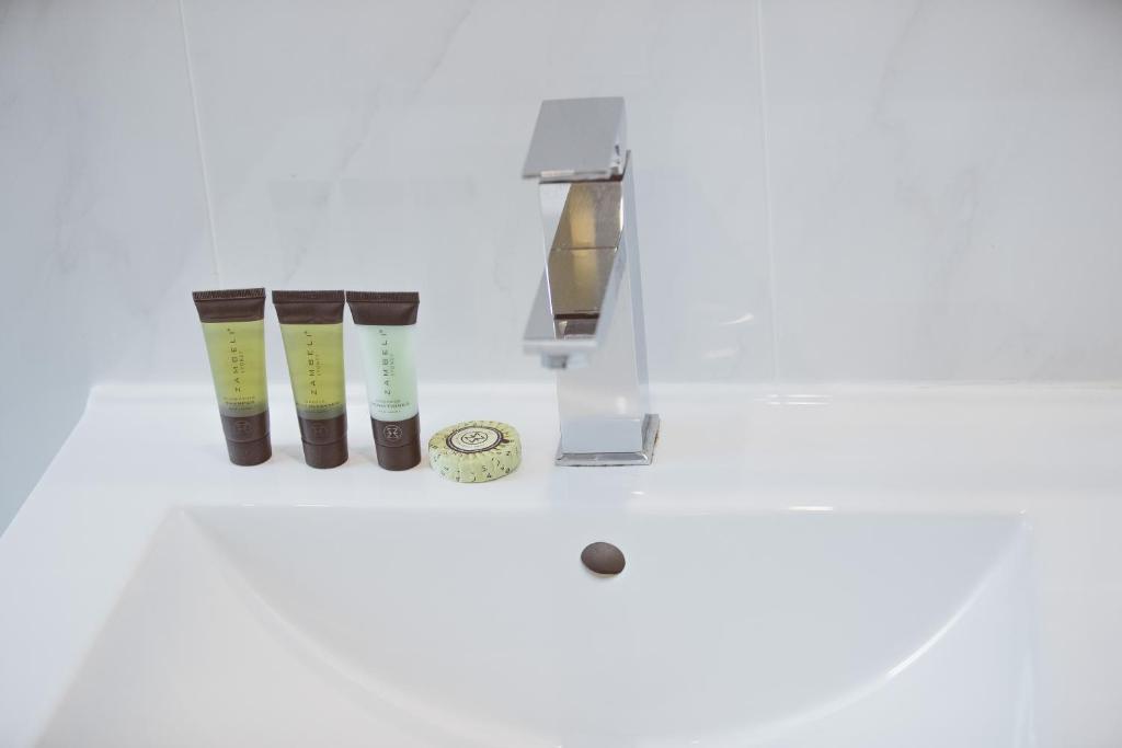 Garden Lodge Sydney Hotel - Resim 3