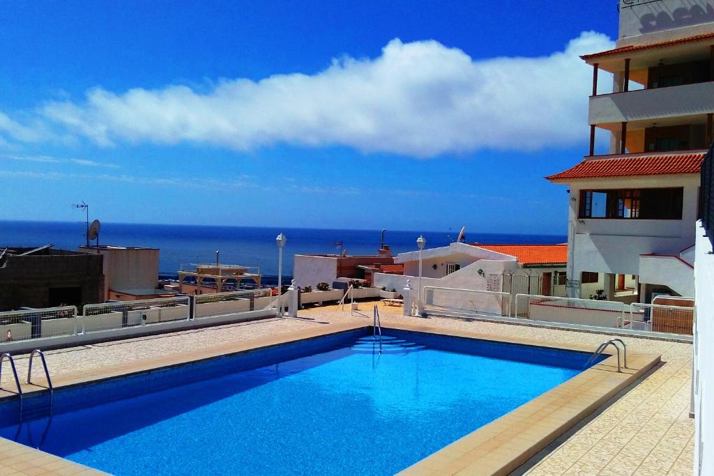 Baseinas apgyvendinimo įstaigoje Ocean View Cactus I , over Los Cristianos, Playa las Vistas arba netoliese