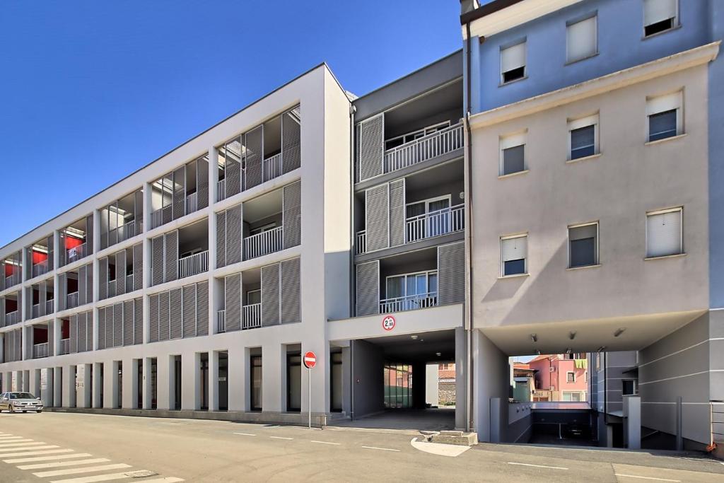 SUMMERTIME house with apartment - 两居室公寓