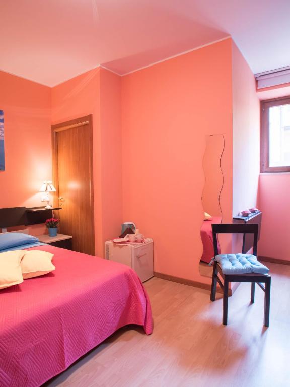 Juliette Rooms - Drievoudige Kamer