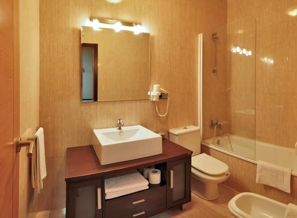 Apartamentos El Tiempo - Apartamento De Lujo (4 Adultos)