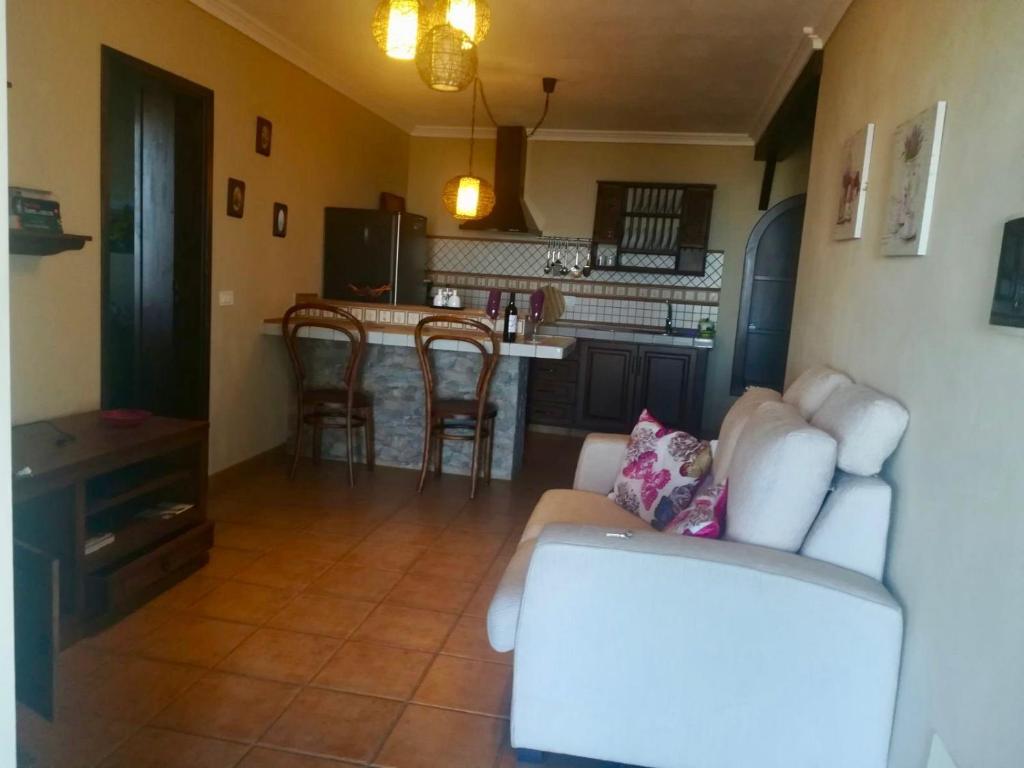 Kuchyň nebo kuchyňský kout v ubytování Casa Cueva de las Palomas 2
