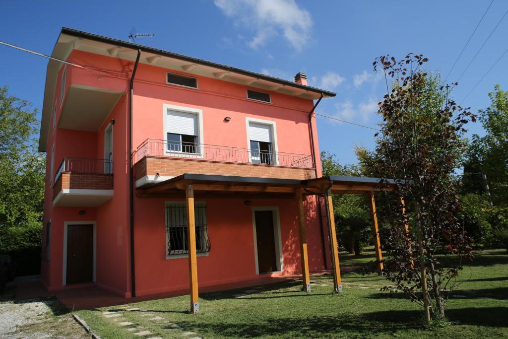 The building in which the holiday home is located