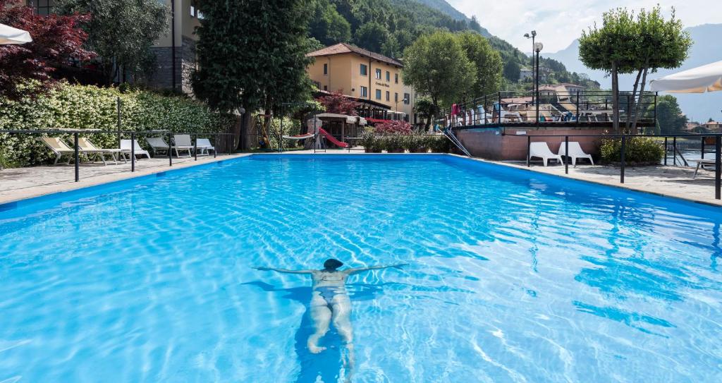 Bazén v ubytování Crotto del Misto nebo v jeho okolí
