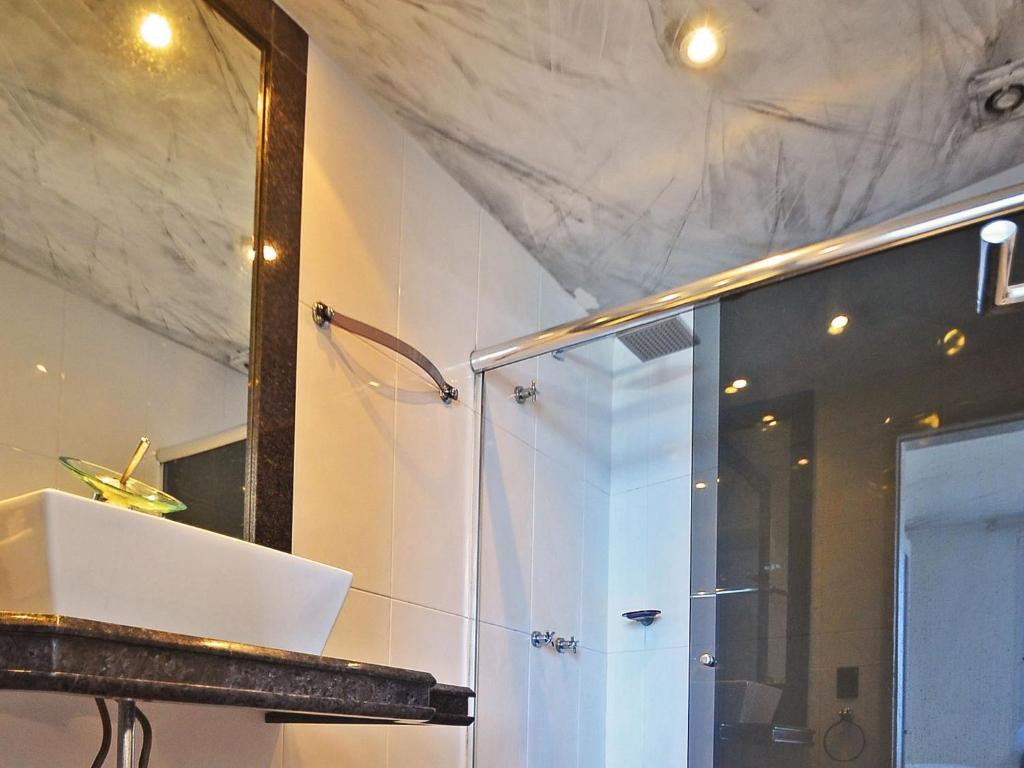  Penthouse Bolivar