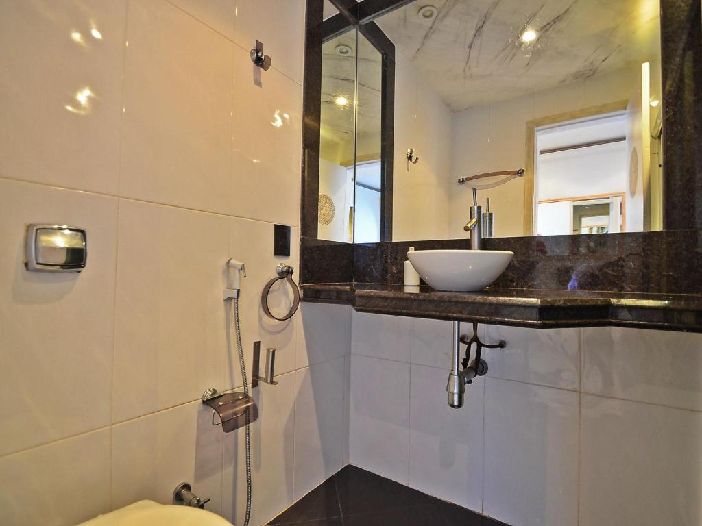  Penthouse Bolivar