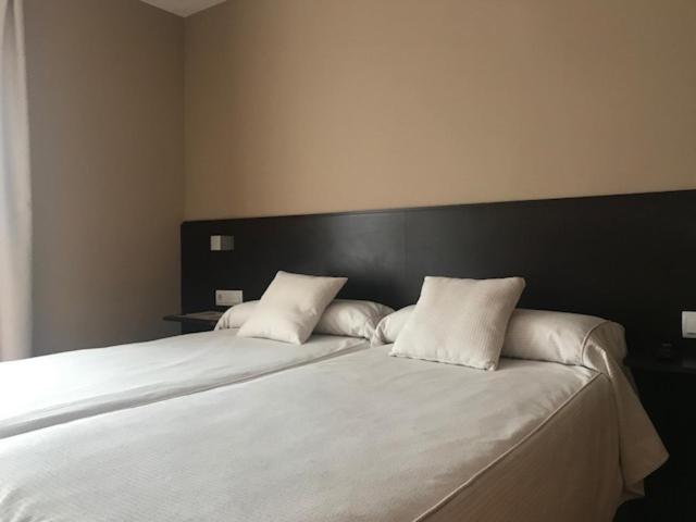 Hotel Esquirol, Llivia – Updated 2023 Prices
